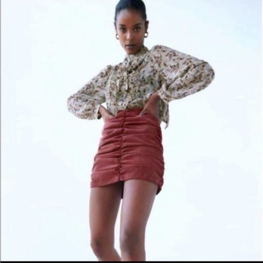 Zara ruched mini skirt
